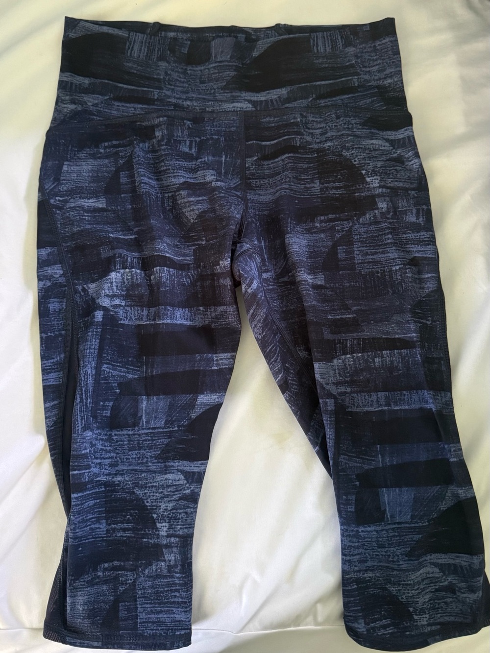 lululemon women’s size 12 running capris